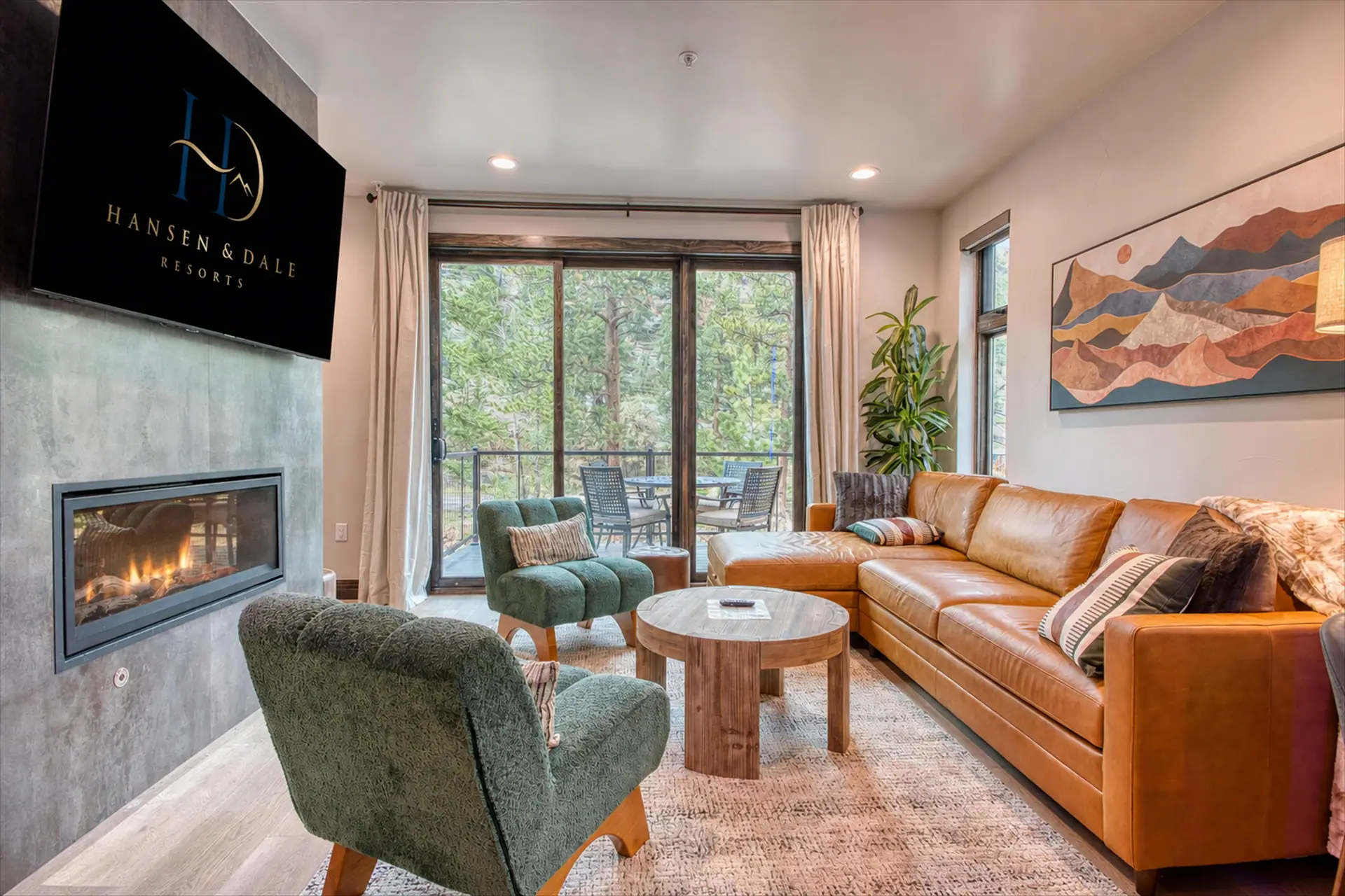 DreamView Poolside living and dining space